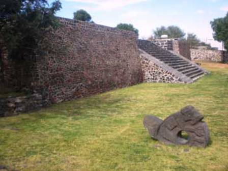 Qué actividades se realizan en Valle de Chalco 4 Ruinas prehispánicas de Chimalhuacán en México