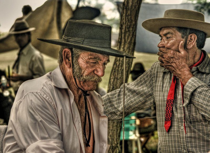 Tradiciones gauchas en la literatura argentina