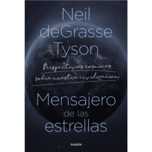 Neil deGrasse Tyson mirando las estrellas