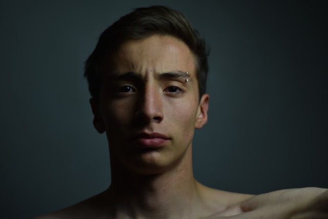 Piercing en la Ceja: Guía para Elegir el Adecuado 8 Piercing en la Ceja: Guía para Elegir el Adecuado