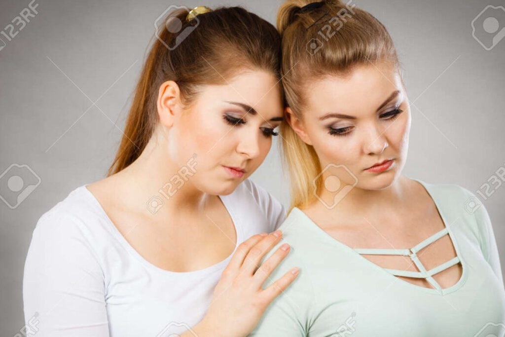 5 consejos infalibles para consolar a una amiga triste por un hombre