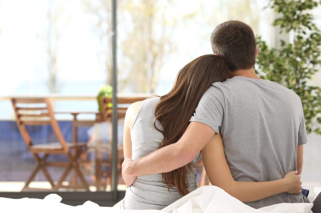 Cómo consolar a una familia tras la pérdida de un bebé en el vientre