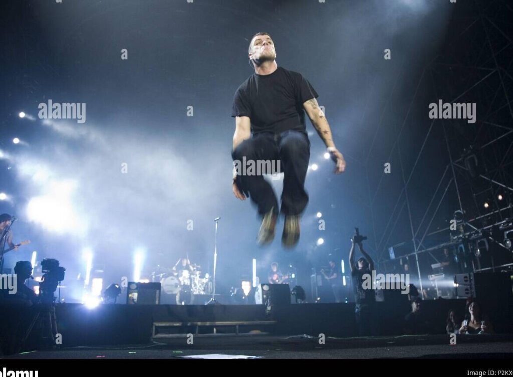 Frases de El Canto del Loco: Déjate llevar por su música y letras 5 Frases de El Canto del Loco: Déjate llevar por su música y letras