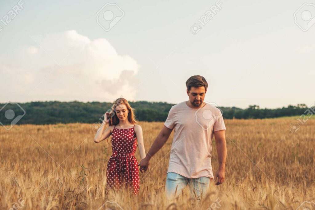 La Búsqueda del Encuentro: Letra de Andábamos sin buscarnos»