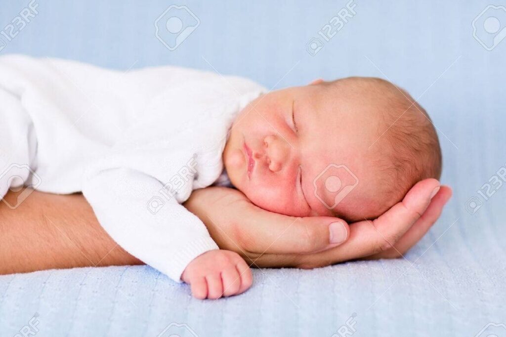 Mostrando amor a papá desde los primeros días de vida