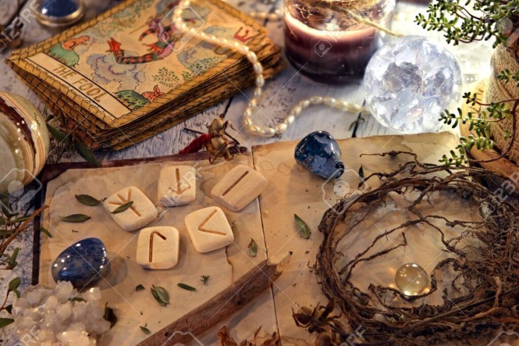 Guía para amantes del tarot: libros y cartas en línea 6 Guía para amantes del tarot: libros y cartas en línea