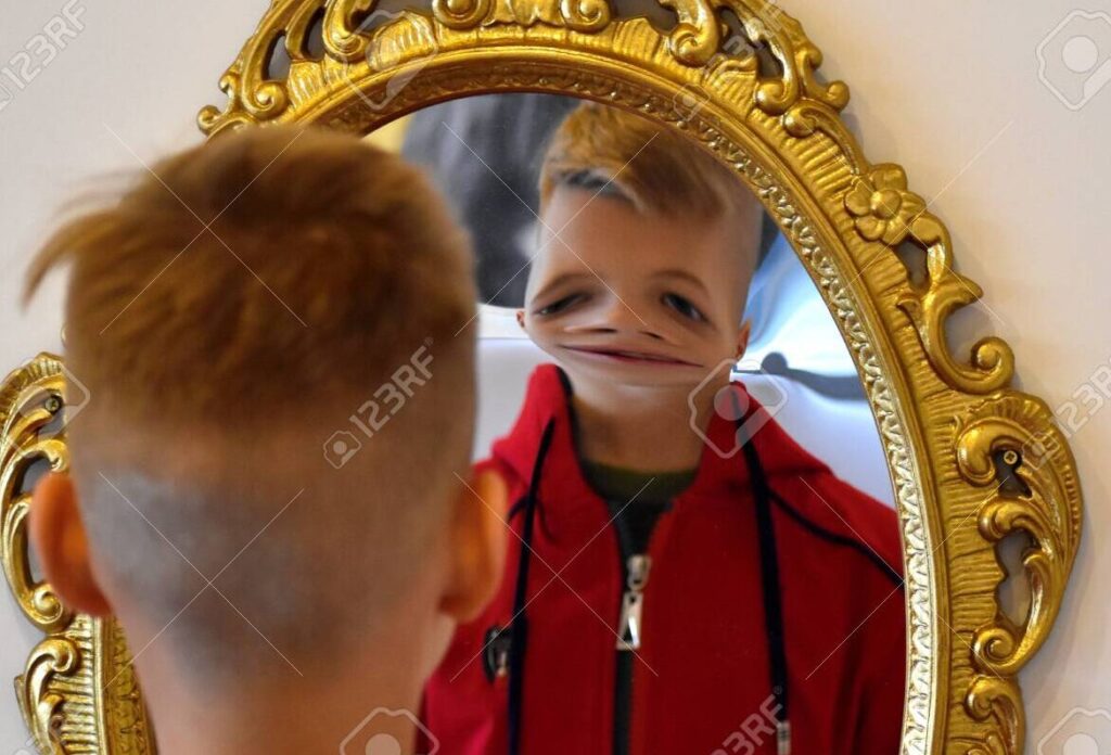 Distinguiendo entre apariencia y realidad: claves para interpretar frases