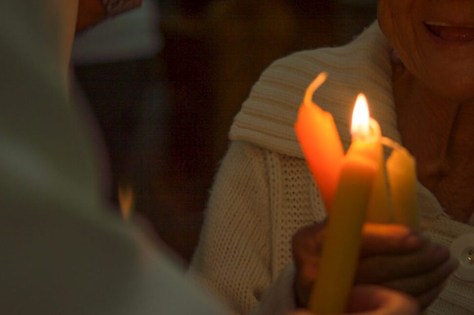 5 formas de honrar y recordar a tu madre fallecida con amor eterno