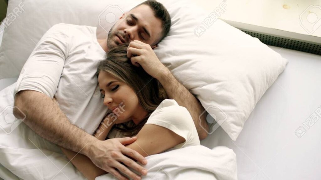 El significado de mandar un beso de buenas noches: amor y conexión