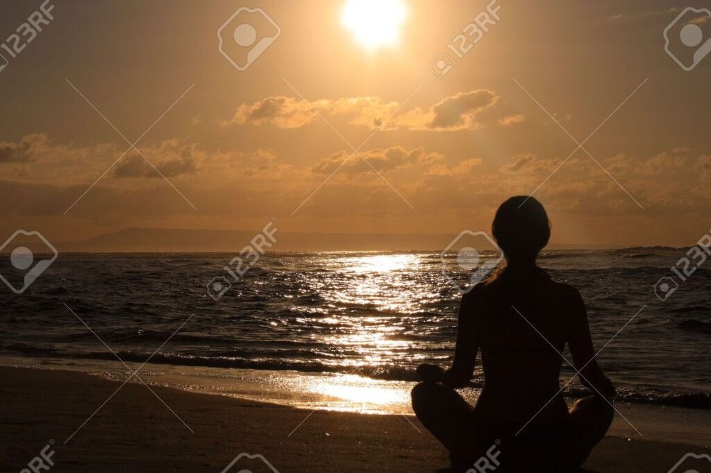 El poderoso significado de mirar hacia adentro y despertar